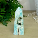 caribbean blue calcite point 2